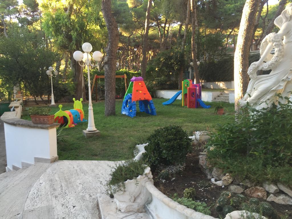 Eden Park Hotel Marina Di Pulsano Exterior photo